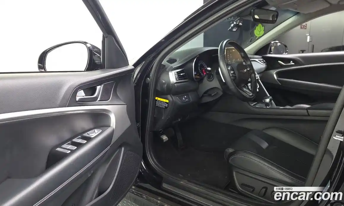 Genesis G70 2018 2.0 Автомат в Москве № 1289116, фото 10