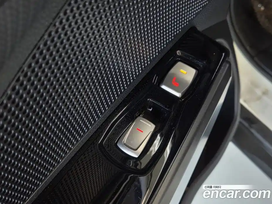 SsangYong TIBOLI 2017 1.6 Автомат в Москве № 1289291, фото 14