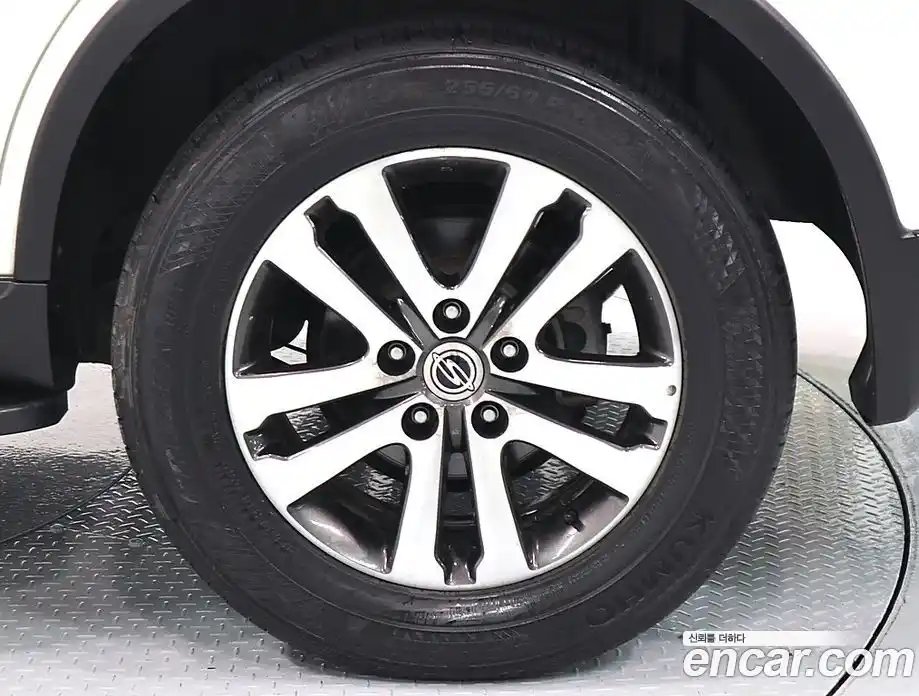 SsangYong Rexton 2014 2.0 Автомат в Москве № 1289789, фото 5