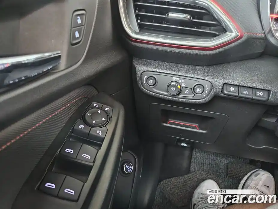 Chevrolet TrailBlazer 2023 1.3 Автомат в Москве № 1290105, фото 13