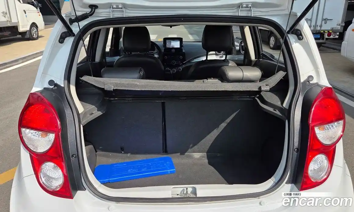 Chevrolet Spark 2015 1.0 Автомат в Москве № 1290190, фото 18