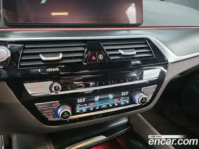 BMW 6-Series 2023 2.0 Автомат в Москве № 1290393, миниатюра 11