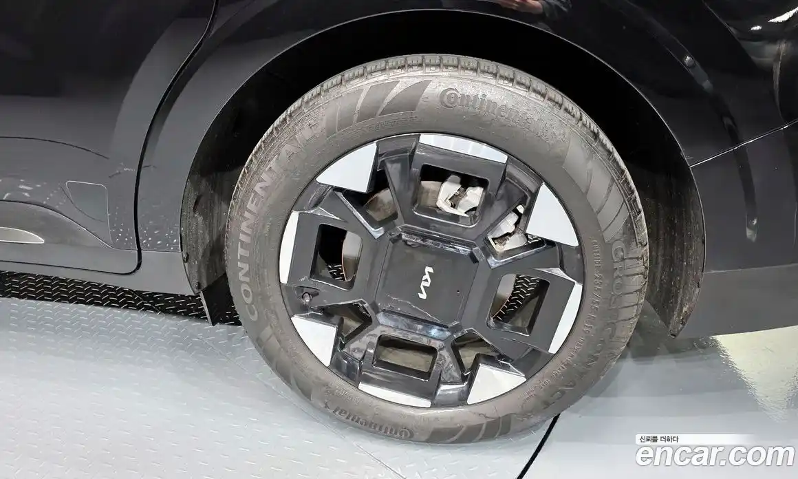 Kia Canival 2023 2.2 Автомат в Москве № 1290867, фото 5