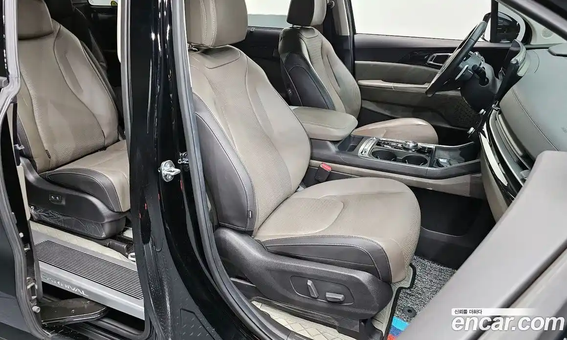 Kia Canival 2023 2.2 Автомат в Москве № 1290867, фото 10