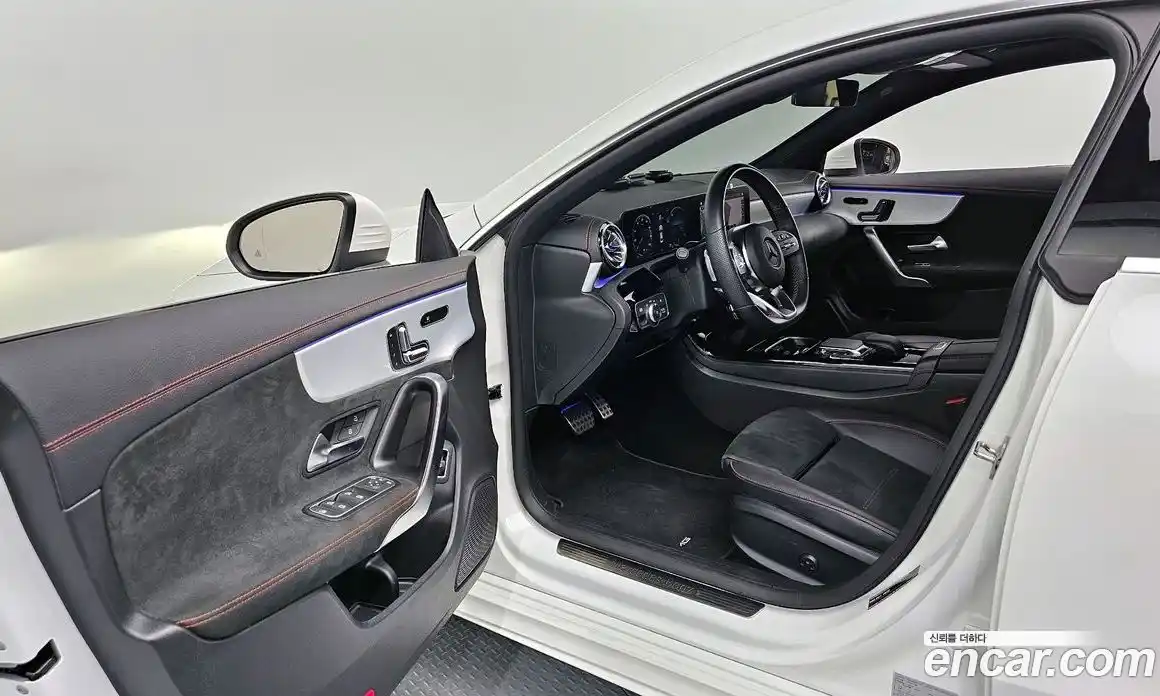 Mercedes-Benz CLA-Class 2023 2.0 гидро в Москве № 1290970, фото 10