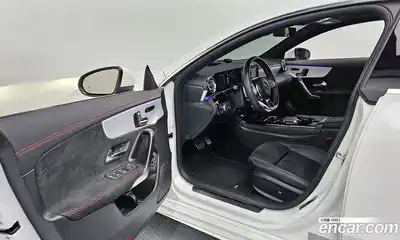 Mercedes-Benz CLA-Class 2023 2.0 гидро в Москве № 1290970, миниатюра 10