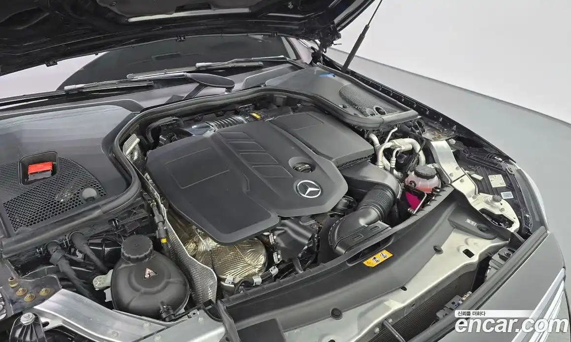 Mercedes-Benz E-Class 2023 1.9 гидро в Москве, фото 6