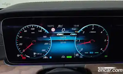 Mercedes-Benz E-Class 2023 1.9 гидро в Москве, миниатюра 8