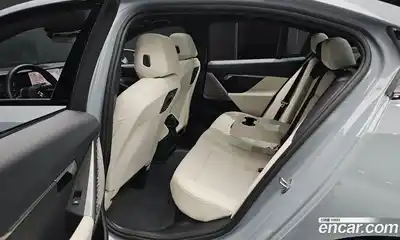 BMW 5-Series 2024 2.0 Автомат в Москве № 1291050, миниатюра 12