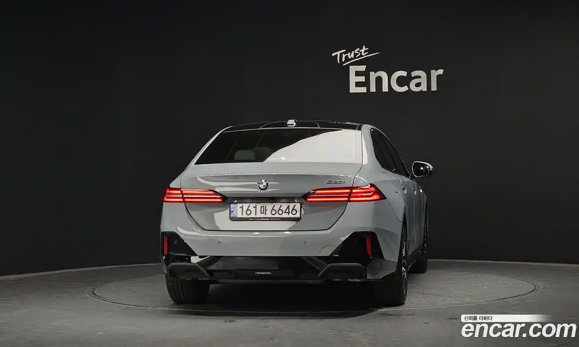 BMW 5-Series 2024 2.0 Автомат в Москве № 1291050, фото 4