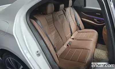 Mercedes-Benz E-Class 2021 2.0 гидро в Москве, миниатюра 12