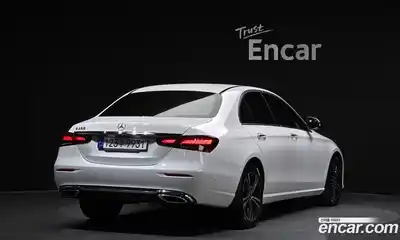 Mercedes-Benz E-Class 2021 2.0 гидро в Москве, миниатюра 2