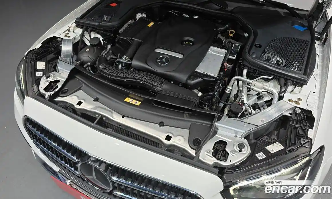 Mercedes-Benz E-Class 2021 2.0 гидро в Москве, фото 6
