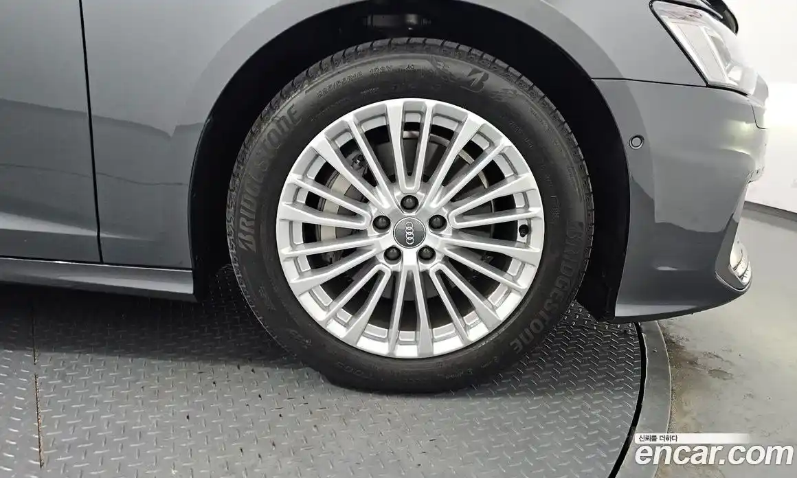 Audi A6 2020 2.0 гидро, фото 5