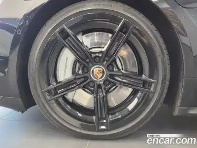 Porsche Taycan 2025 0.1 гидро в Москве № 1292795, миниатюра 5