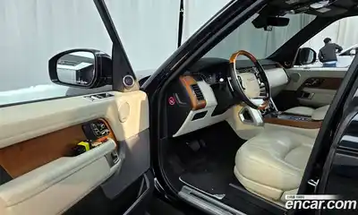 Land Rover Range-Rover 2018 4.4 гидро в Москве № 1293102, миниатюра 10