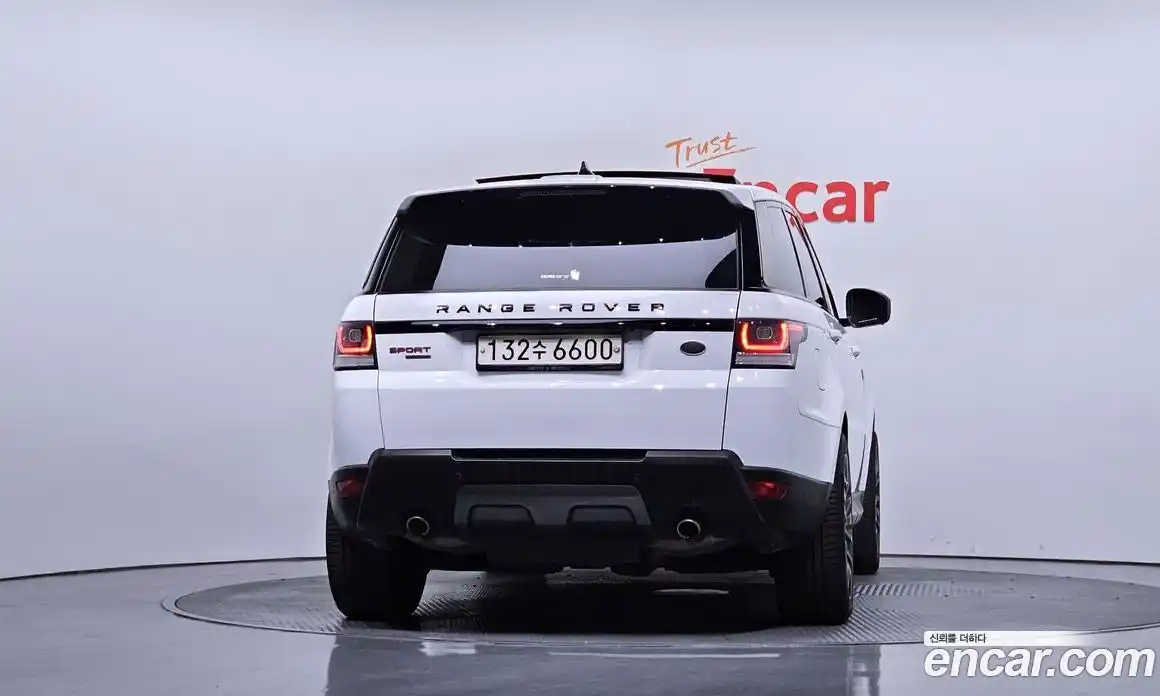 Land Rover Range-Rover Sport 2017 3.0 гидро в Москве № 1293247, фото 4