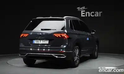 Volkswagen Tiguan 2022 2.0 гидро в Москве № 1294017, миниатюра 2