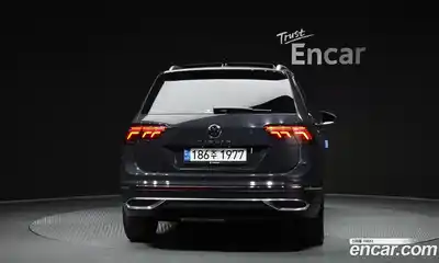 Volkswagen Tiguan 2022 2.0 гидро в Москве № 1294017, миниатюра 4