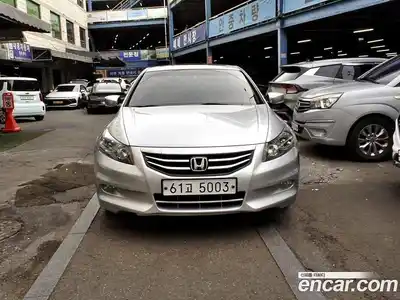 Honda Accord, 2011