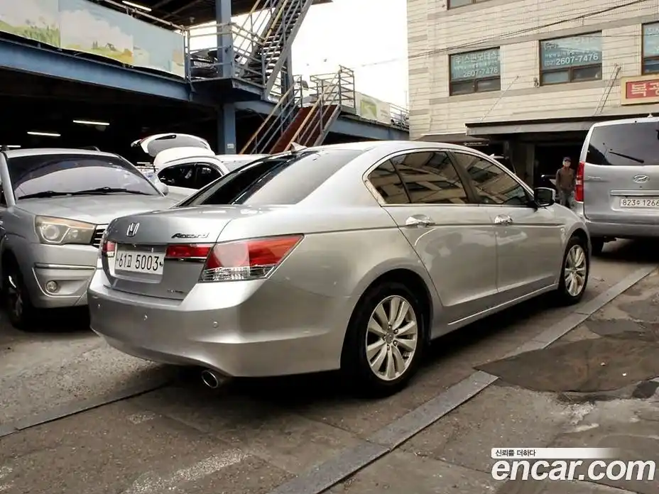 Honda Accord 2011 2.4 гидро в Москве № 1294449, фото 4