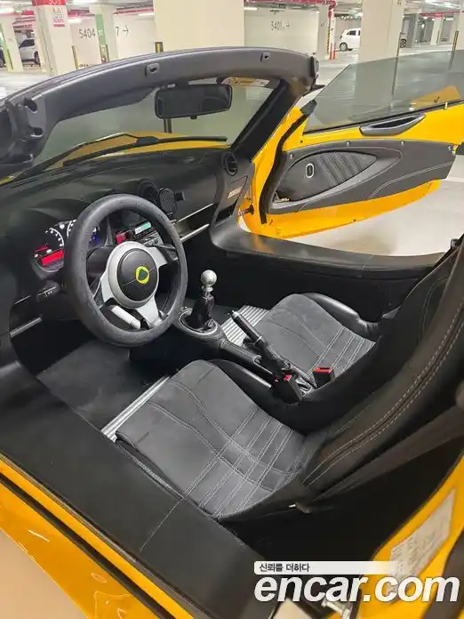 Lotus Elise 2017 1.8 механика в Москве № 1295433, фото 12