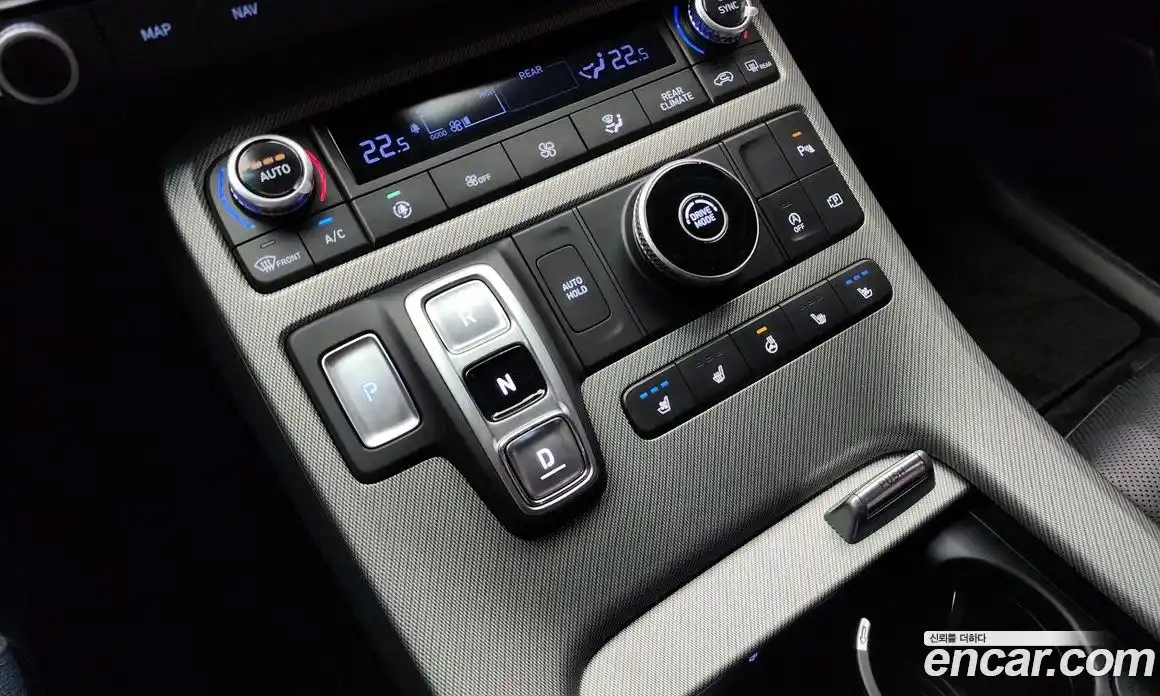 Hyundai Palisade 2023 2.2 гидро в Москве № 130477, фото 9
