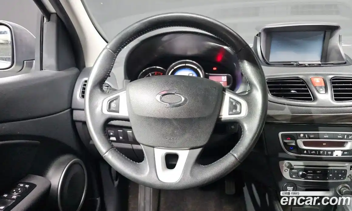 Renault SM3 2014 1.6 гидро в Москве № 148361, фото 11