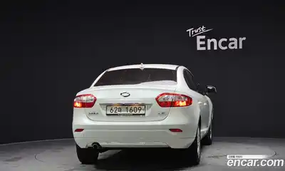 Renault SM3 2014 1.6 гидро в Москве № 148361, миниатюра 4