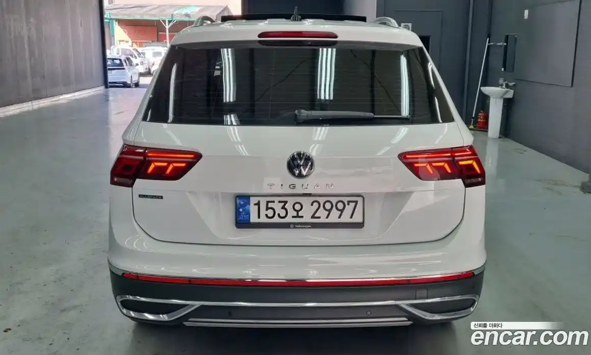 Volkswagen Tiguan 2022 2.0 гидро в Москве № 169152, фото 4