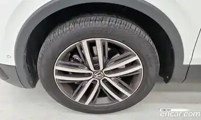 Volkswagen Tiguan 2022 2.0 гидро в Москве № 169152, миниатюра 6