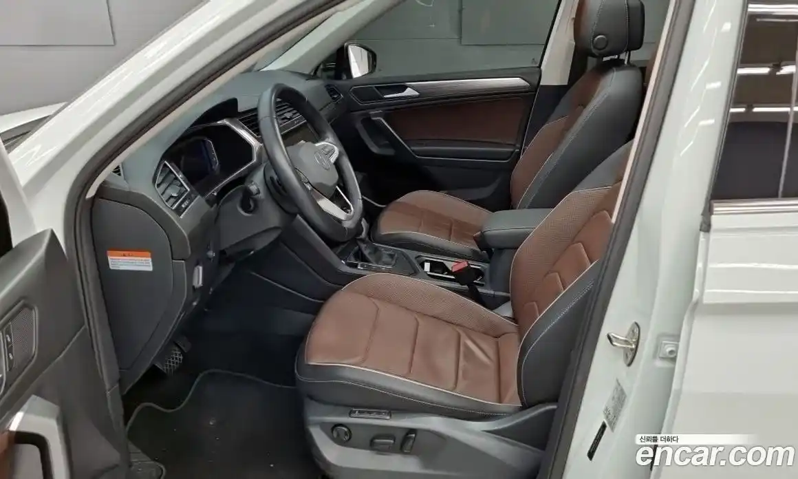 Volkswagen Tiguan 2022 2.0 гидро в Москве № 169152, фото 10