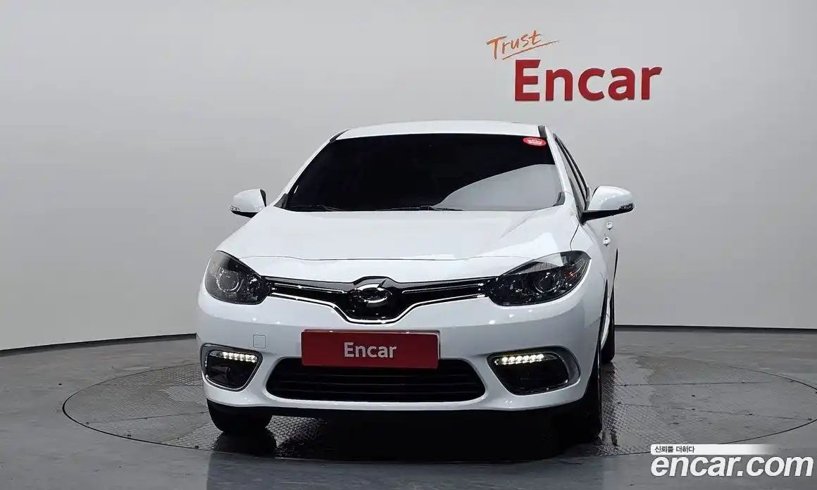 Renault SM3 2018 1.6 гидро в Москве № 207536, фото 3