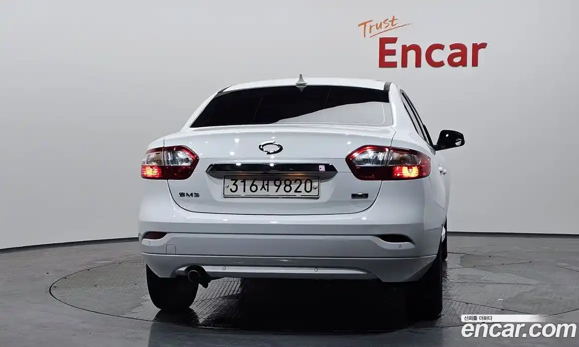 Renault SM3 2018 1.6 гидро в Москве № 207536, фото 4