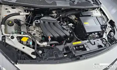 Renault SM3 2018 1.6 гидро в Москве № 207536, миниатюра 6