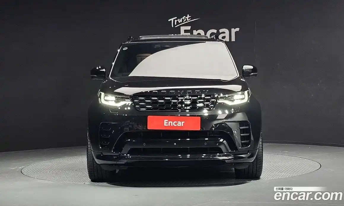 Land Rover Discovery 2024 3.0 гидро в Москве № 213894, фото 3
