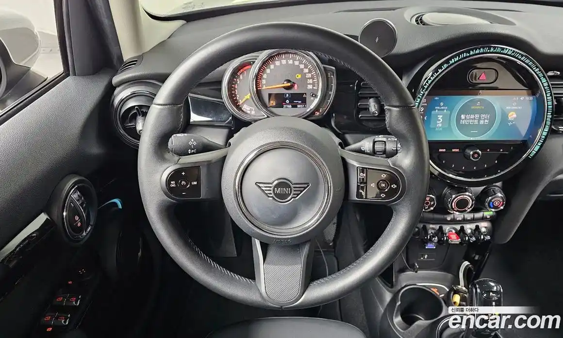 Mini Cooper 2022 1.5 гидро в Москве № 216346, фото 13