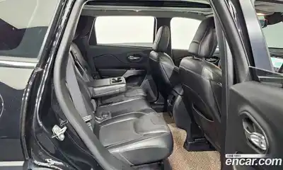 Jeep Cherokee 2018 2.4 гидро в Москве № 232653, миниатюра 12