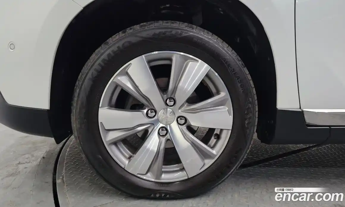 Peugeot 2008 2015 1.6 гидро в Москве № 234699, фото 5