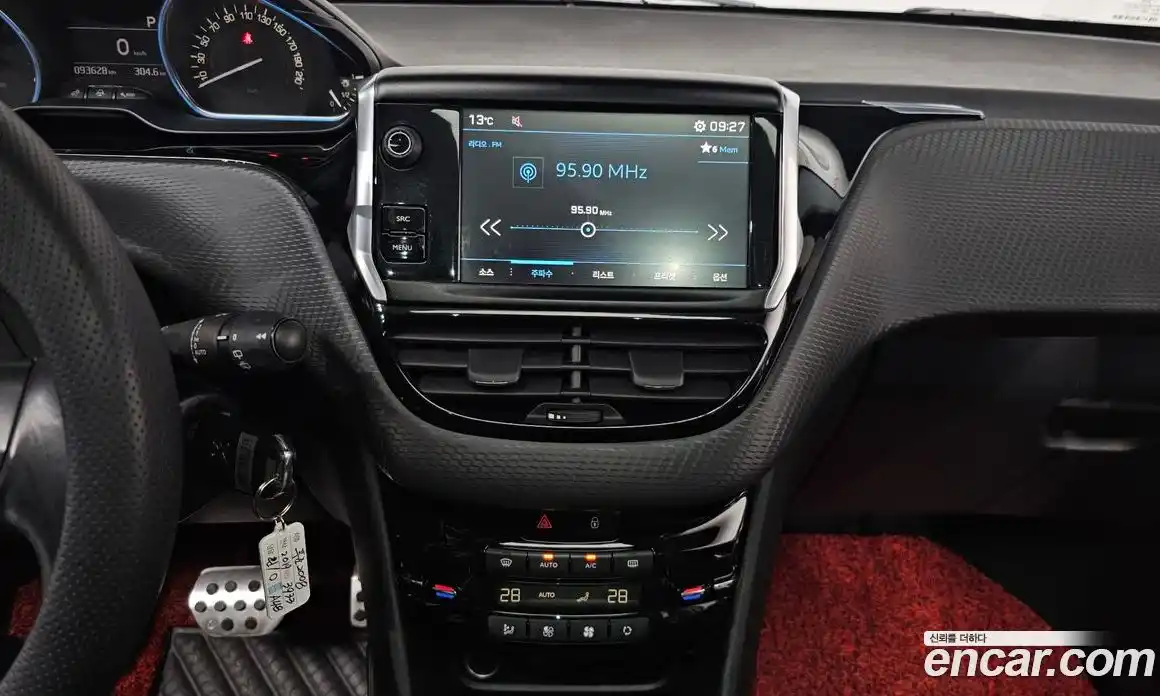 Peugeot 2008 2019 1.5 гидро в Москве № 256268, фото 13