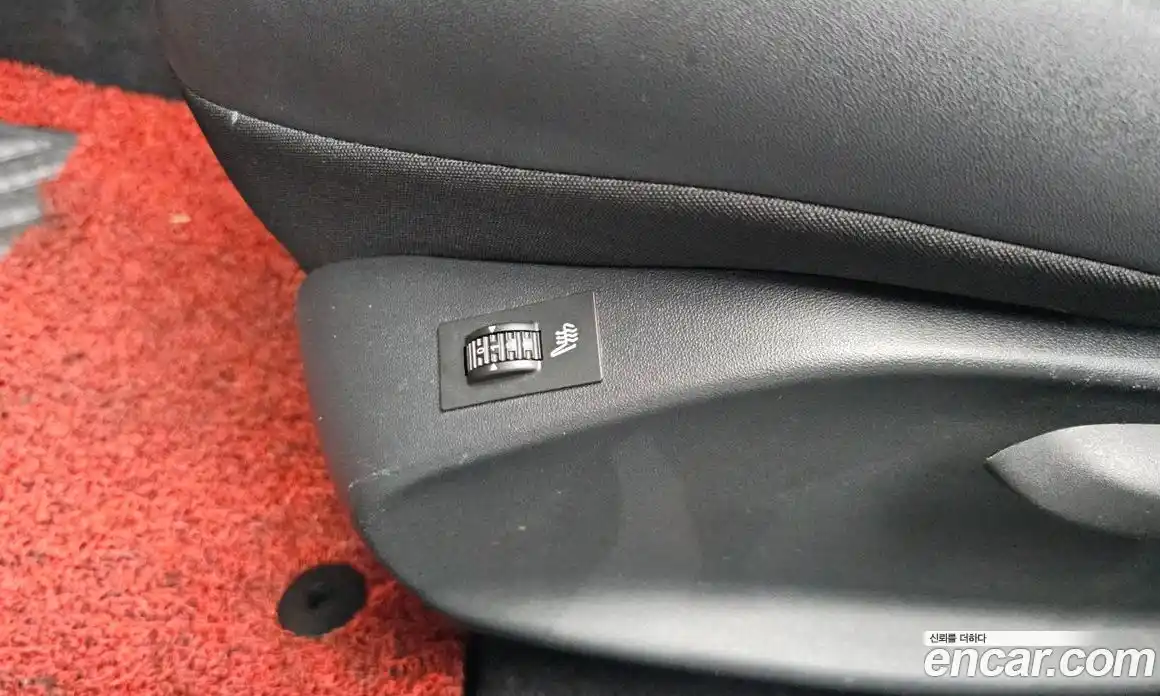 Peugeot 2008 2019 1.5 гидро в Москве № 256268, фото 17