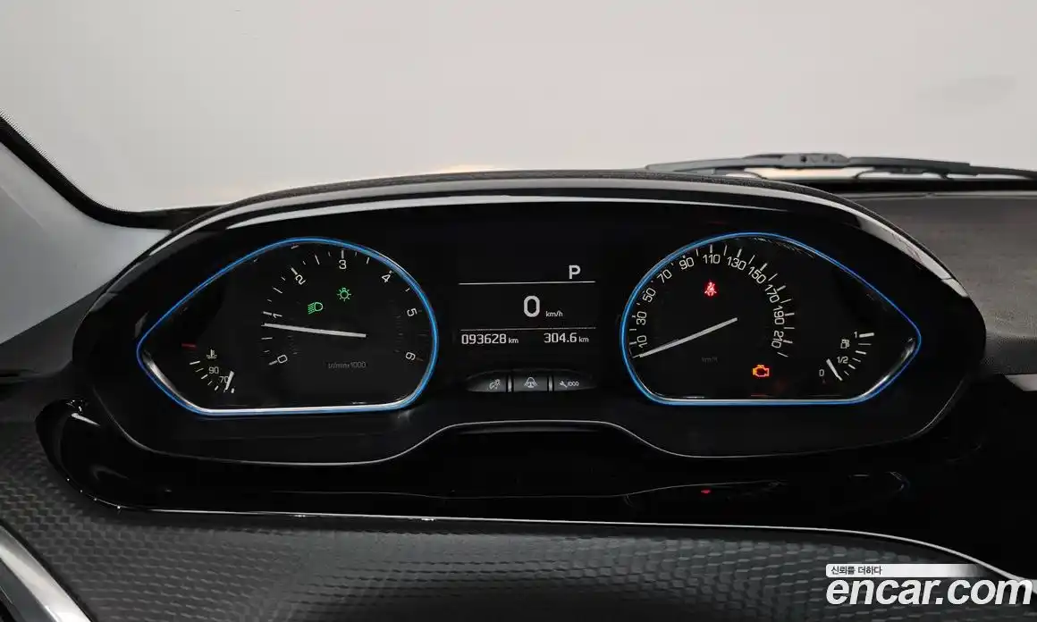 Peugeot 2008 2019 1.5 гидро в Москве № 256268, фото 7