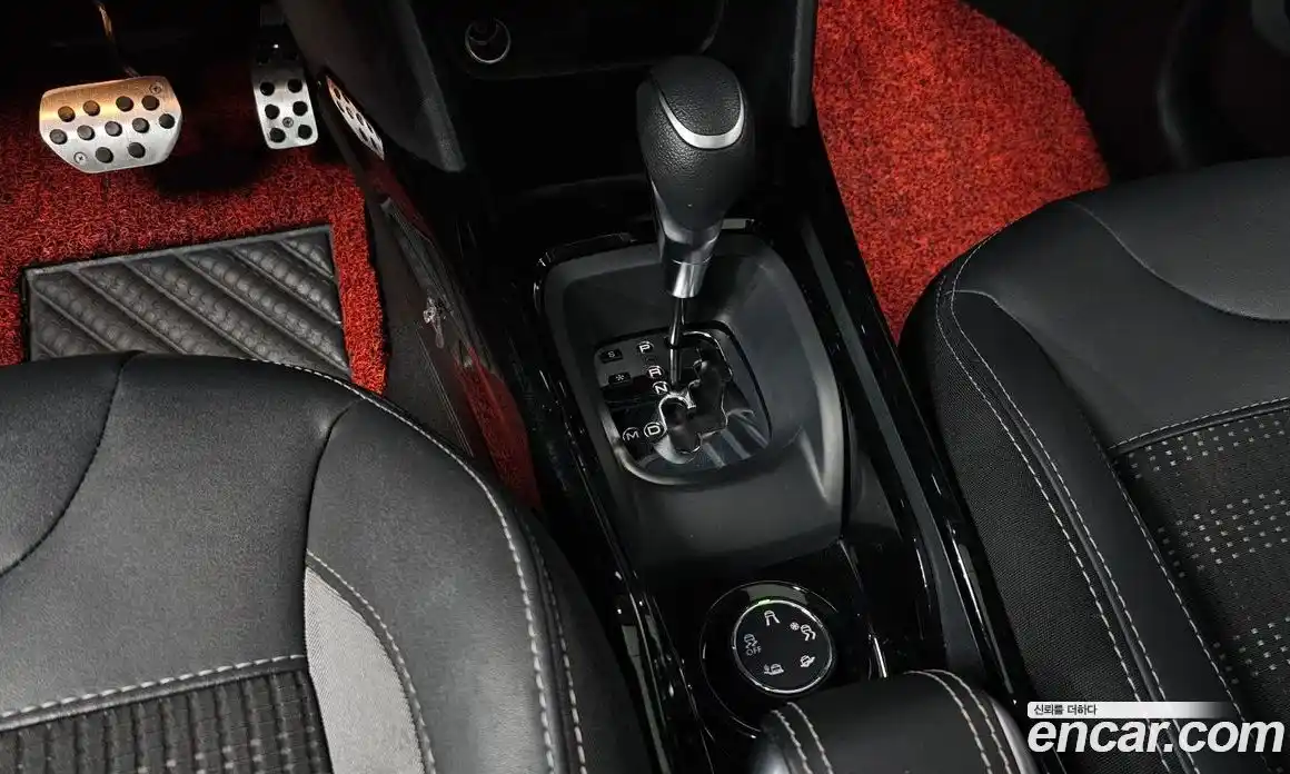 Peugeot 2008 2019 1.5 гидро в Москве № 256268, фото 8