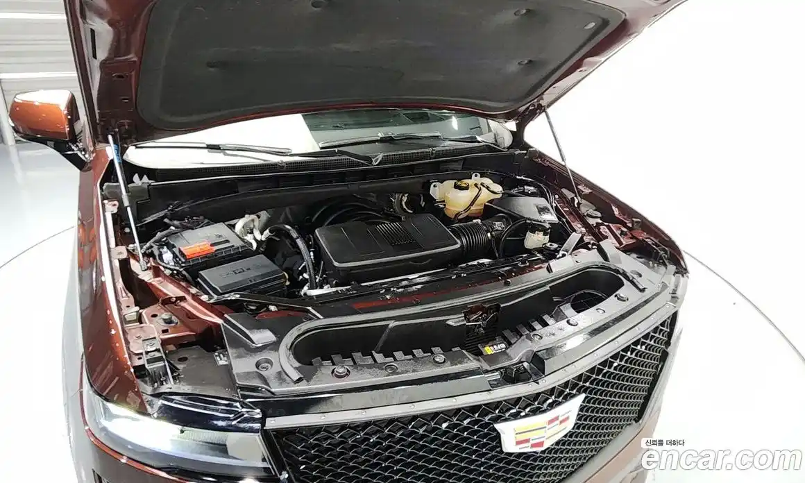 Cadillac Escalade 2022 6.2 гидро в Москве № 256409, фото 6