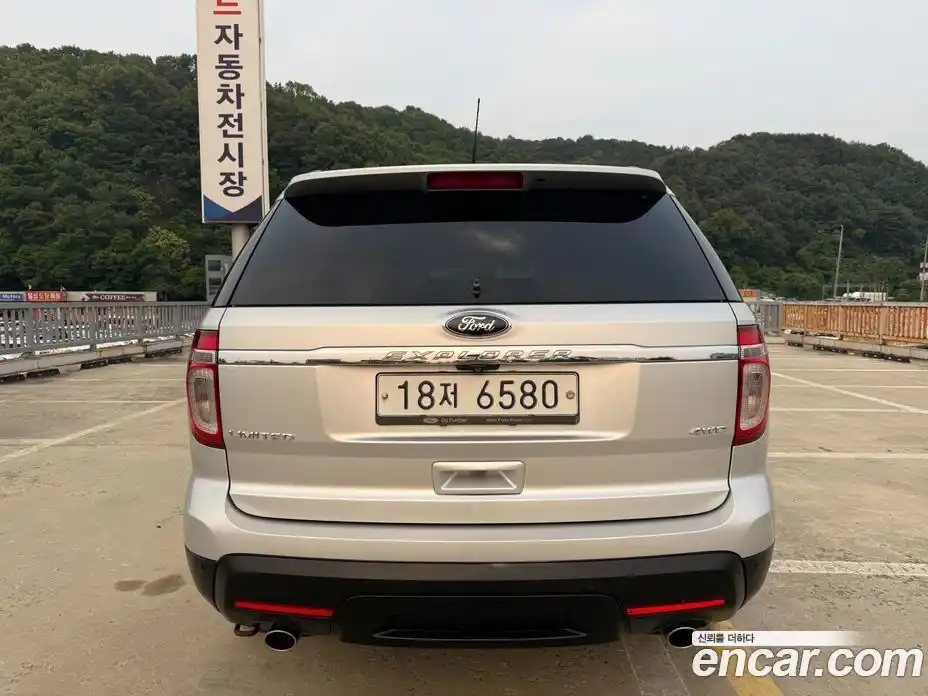 Ford Explorer 2015 3.5 гидро в Москве № 282148, фото 4