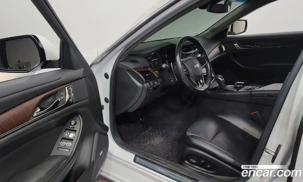Cadillac CTS 2018 2.0 гидро в Москве № 285481, фото 10