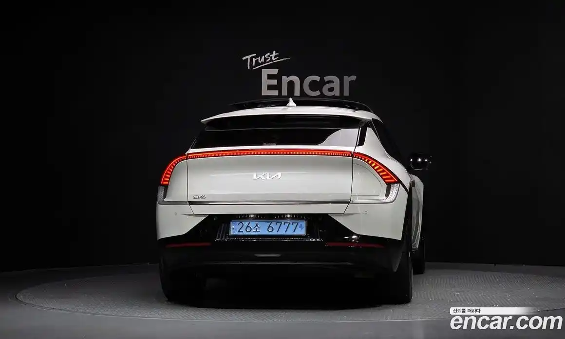 Kia EV6 2023 0.1 гидро в Москве № 287176, фото 4