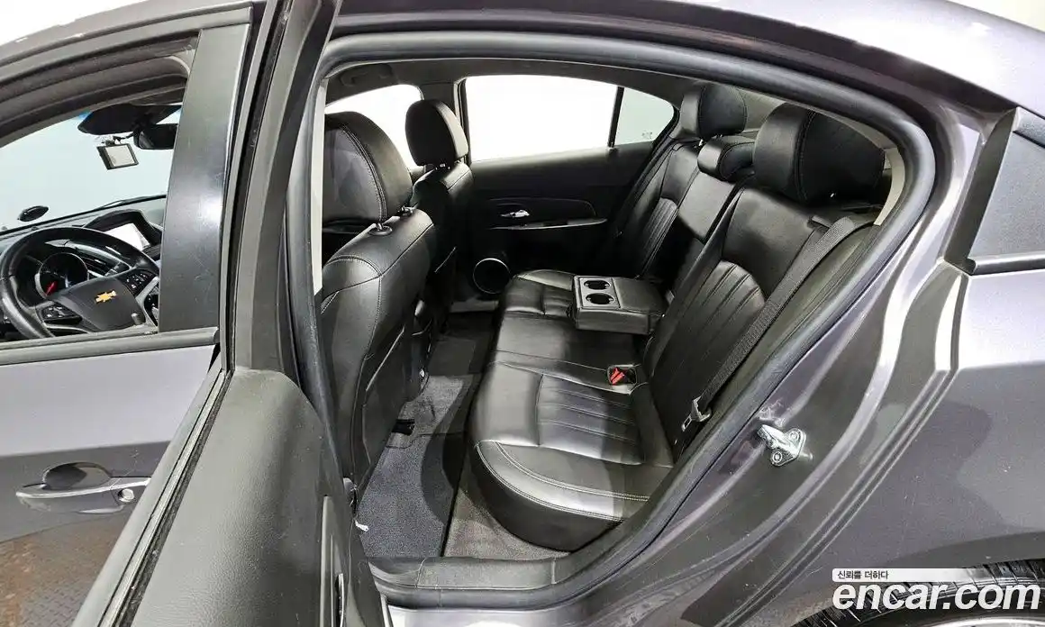 Chevrolet Cruze 2014 1.8 гидро в Москве № 42353, фото 11