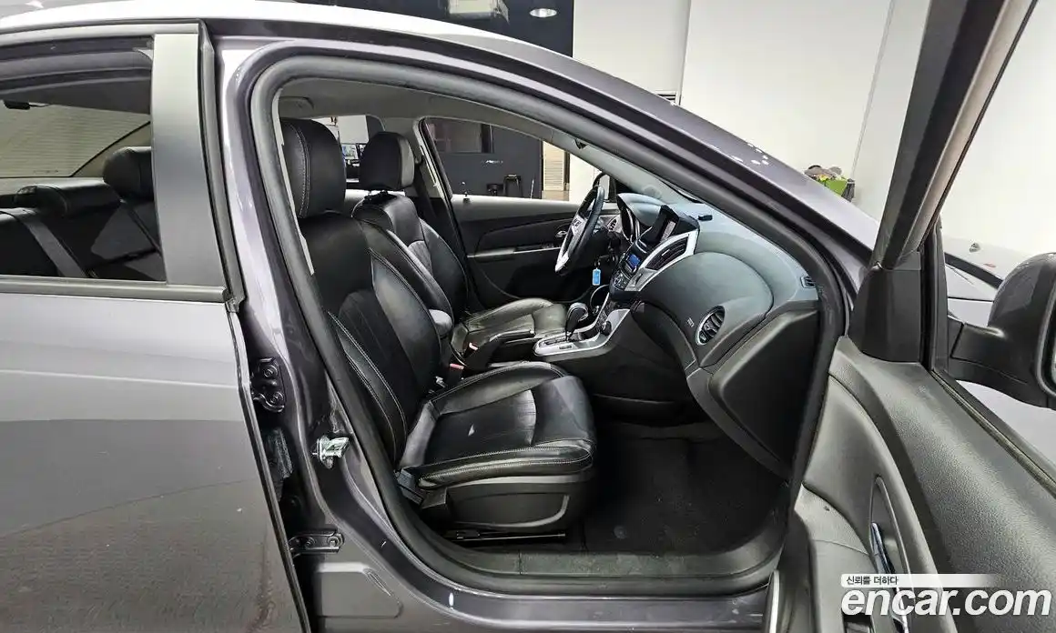 Chevrolet Cruze 2014 1.8 гидро в Москве № 42353, фото 13