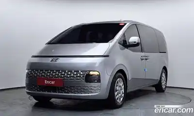 Hyundai Staria, 2023